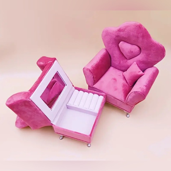 Jewelry Organizer Furniture-Style Chair. Pink Plush with Cushions. - Picture 2 of 9